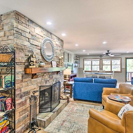 Main St Red River Ski Condo With Mountain View! Exterior photo