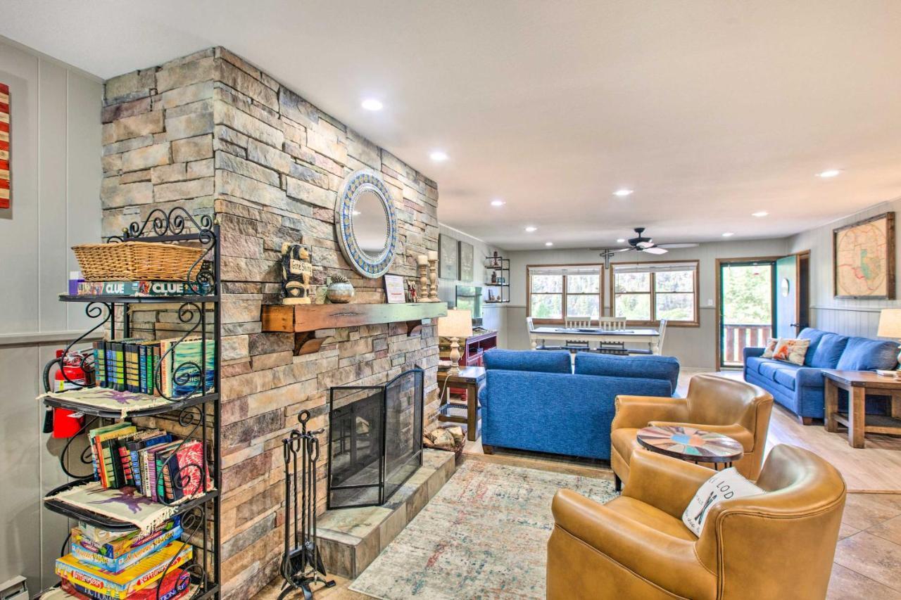 Main St Red River Ski Condo With Mountain View! Exterior photo