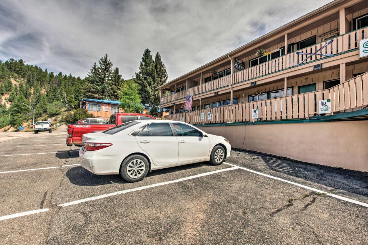 Main St Red River Ski Condo With Mountain View! Exterior photo